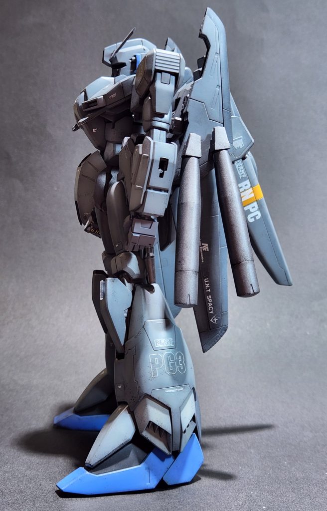 デカールでも機体番号や所属艦(ペガサスⅢ)や識別コード(RNPC)が同じく見える様に意識しました。