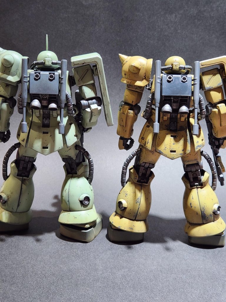 制作時は並べてウェザリングの加減をして作業しました。稼働運用時間の違いを、違和感なく表現出来たでしょうか。年内にツートンカラーのF2も加えてやれたらと、楽しみに経験積んで行きたいと思っています。