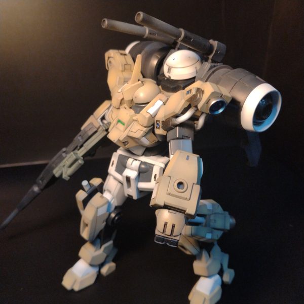 作業ストップとか言いながら結局は組んじゃいました！😄ですが！デカールがまだ無いので完成までは、もう数日かかりそうです！😅その間に気になる所とかチェックして見て手直しでもしてようと思います！😄それと最初に上げた画像と変えました！バックパック横のゴールドが気に入らなかったので塗り直しました！😄ちなみに制作ストーリーはこれにて終了します！デカール自体は色々あるのですが水星の魔女系の物が無く、届くのが数日先になりそうなので！デカール、トップコートしたら完成投稿にアップします！😄ここまで制作ストーリーを見て下さり有難う御座いました！😀では次は完成投稿しますので！お時間が有りましたら観覧宜しくお願いします！（4枚目）