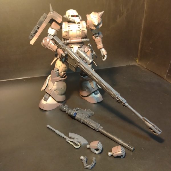 結局は少し仮眠とったら少し元気出たので！墨入れして組み上げました！😄なんか頭の付け具合がシックリ来ない感じがするので何回も説明書見て確認しましたが、間違っては無いみたいで！まぁ取り敢えずは組み上がりと言う事で！😄次はデカール貼ってトップコートで完成になるので！制作ストーリーはこれにて終了にします！😀完成したらいつものように完成投稿しますので！お時間がありましたら観覧宜しくお願いします！😄ここまで制作ストーリーを見て頂き有難う御座いました！😄（5枚目）