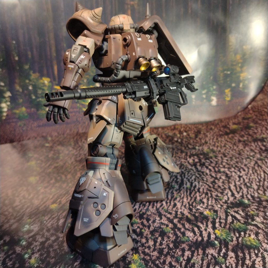 ライフルスコープとモノアイにはレジン使いました！スコープは設定では赤系でしたが！ブルーにしました！😀