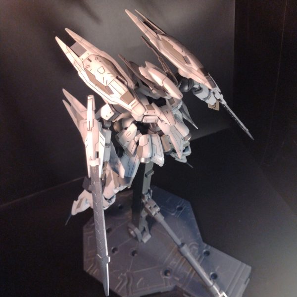 😄😄😄結局は作業ストップとか言っておきながら！今日はなんか睡魔が来ないので！組み立ててしまいました！😀今度こそ、ここでストップします！デカールとトップコートはまた元気とモチベがシンクロしたら開始しようと思います！という事で！次回はデカール貼りをします！😄（3枚目）