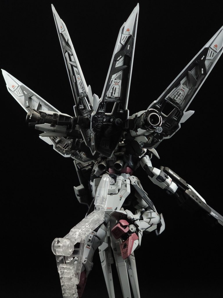 RGウイングガンダムゼロ スノーホワイトカラー–5枚目/制作者：ル・クルーゼ