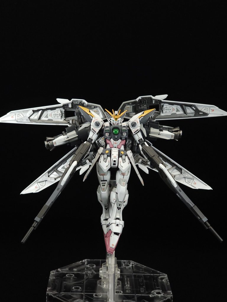 RGウイングガンダムゼロ スノーホワイトカラー–6枚目/制作者：ル・クルーゼ