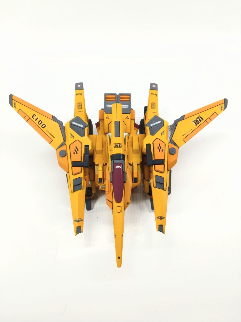 ウェイブライダー。なんかシューティングゲームの機体ぽい、工事現場の重機のようでもあります。ホントはKOMATSUって入れたかった⋯