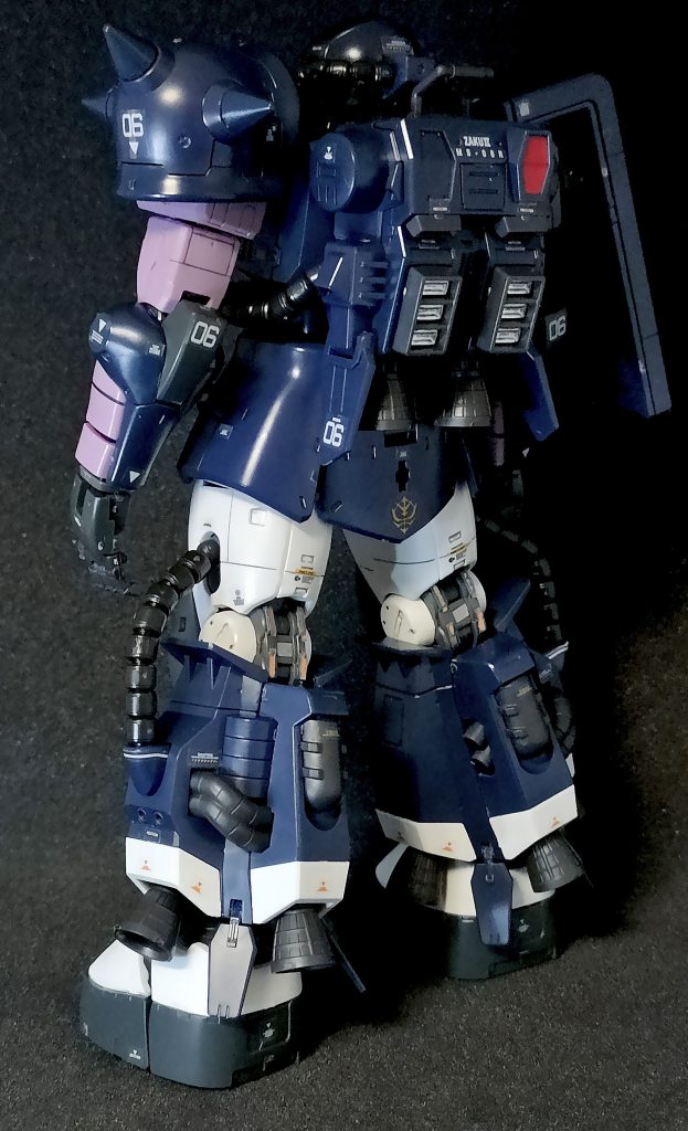 RG特有のパーツ分割と豊富なデカールで組みごたえ抜群でした。パーツも細かければデカールも細かいので先日買ったメガネルーペが大活躍しました。気になる方は当方のつぶやきで投稿してますので詳細は是非そちらでお目通しください。