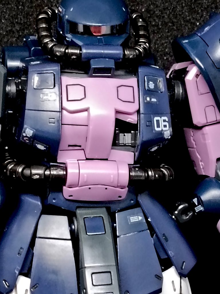 ギミックでコックピットハッチが開いて座席も用意されてますね。こんなに嬉しい事はない。