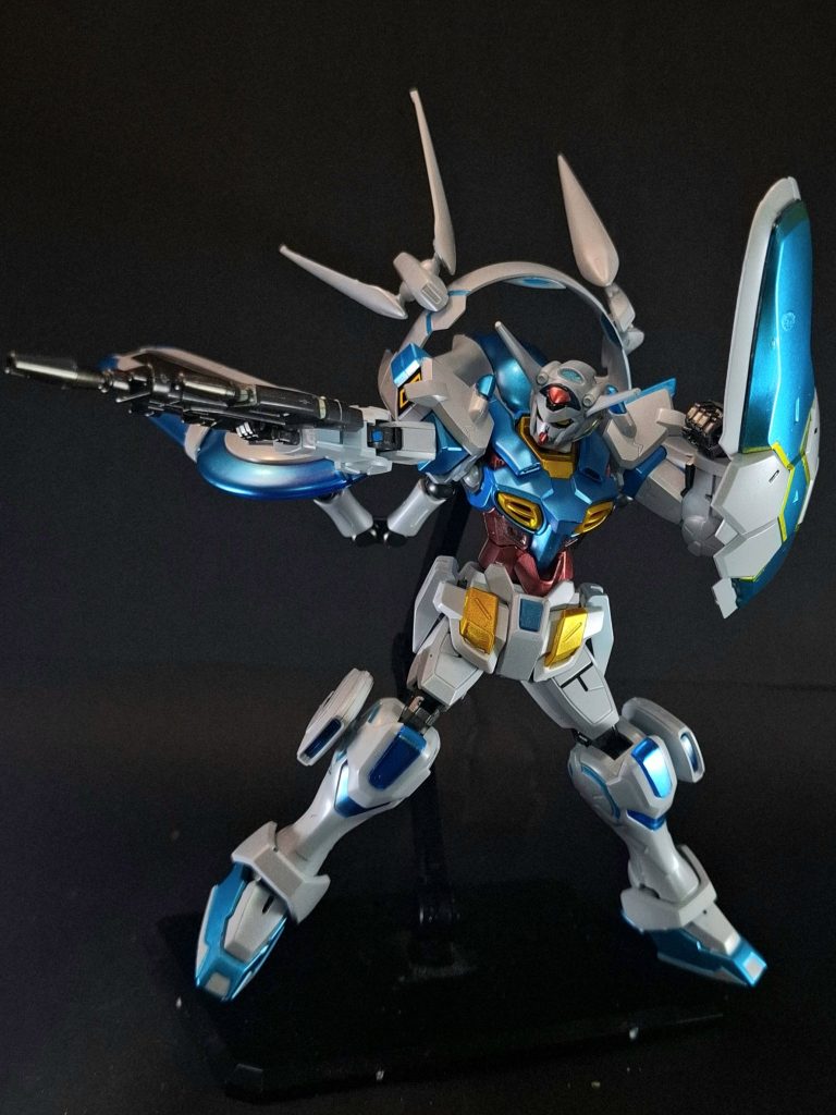 武装・必殺攻撃編集G-セルフ本体側編集バルカン砲頭部に左右一対2門内蔵されている射撃兵装。ビーム・ライフル (トワサンガ製)基本装備となる携行式のビーム砲。宇宙世紀の物と同様、メガ粒子を弾丸として発射する。威力はかなり高い。