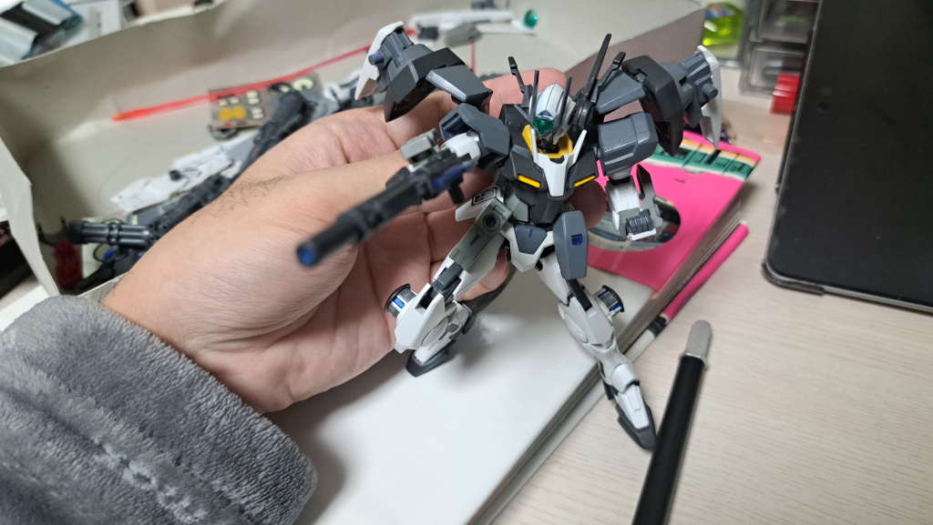 装備のマウント箇所は既存のハードポイントなので大きな改造も必要ないです