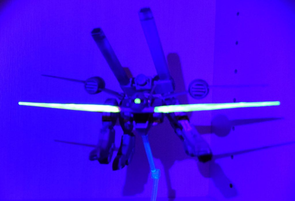 安心して下さい　uvライトで光ります　笑　犬型MSもっと欲しいですよね　以前、シー・ズーと暮らしていたので、ワンコ好きなんですよね