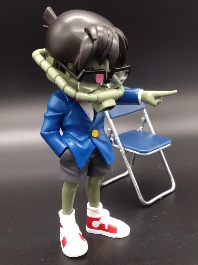 わざわざ限定版の赤ジャケットのキットを通常版の青ジャケットに塗り直しをするという荒技💧