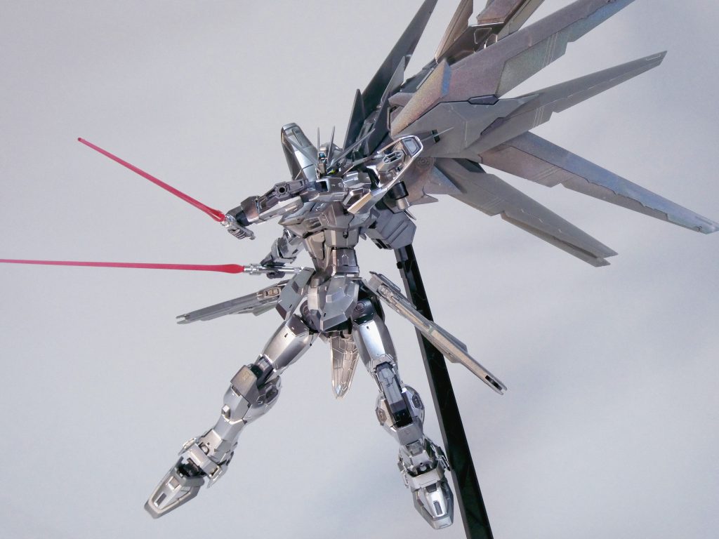 相変わらず立ちポーズがダサくなるのでした