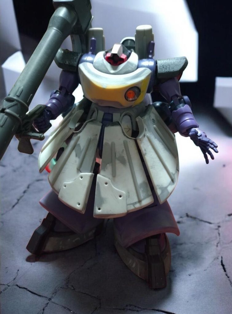 （何となくドムっぽくなったな…）仕上がってきたものを見てそう感じましたが、、、そりゃ当然のことGQでドムっぽく設定したのだからドムらしく見えるだろうが。。。