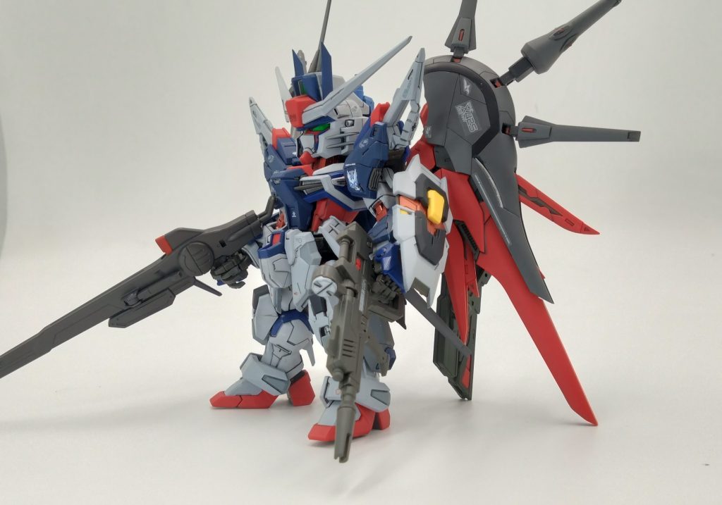 レジェンドディスティニーはシン・アスカがファウンデーション軍との戦い後コンパスのエースキラ・ヤマト隊長不在のためミレニアムの主力を任されたシン・アスカは今後強力な敵勢力が現れるのを想定して先のミネルバ時代からの親友の整備班ディーノと一緒に考えた『おれのさいきょうでぃすてぃにー』目指して強化プレンであったが・・開発技術者のアルバートにはシンにはキラ隊長ようにドラグーン運用は無理と論破され、アグネスにはチンクシャの山猿には扱えないといわれ案の定その企画は白紙にされシンは枕を濡らしたという・・