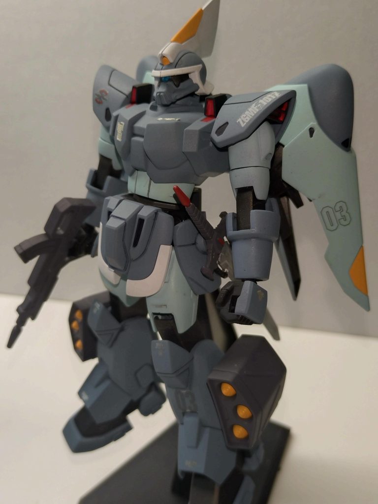 HG版　3番機ウイングバインダー、左足、右腕にナンバリングを施しましたが、足のナンバー見えづらい（泣）なるべく設定に近くしたかったので今回デカールは、控えめにしました。