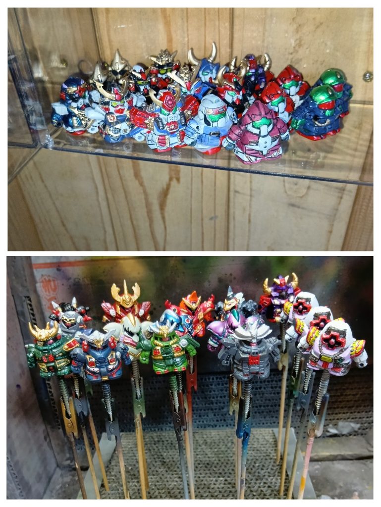 作品名：ガン消しでゲームのコマ<p>夜な夜なガン消しの塗装中✨️ 中古のまとめ購入なのでちゃんと揃ってはいませんが、頑駄無側は武将メインで良い感じに揃ってはいると思います。 殺駆側は僧兵ドムが三体あったのは運が良かったです👍 戦略的に三体並ぶと◯◯とかでき [&hellip;]</p>
