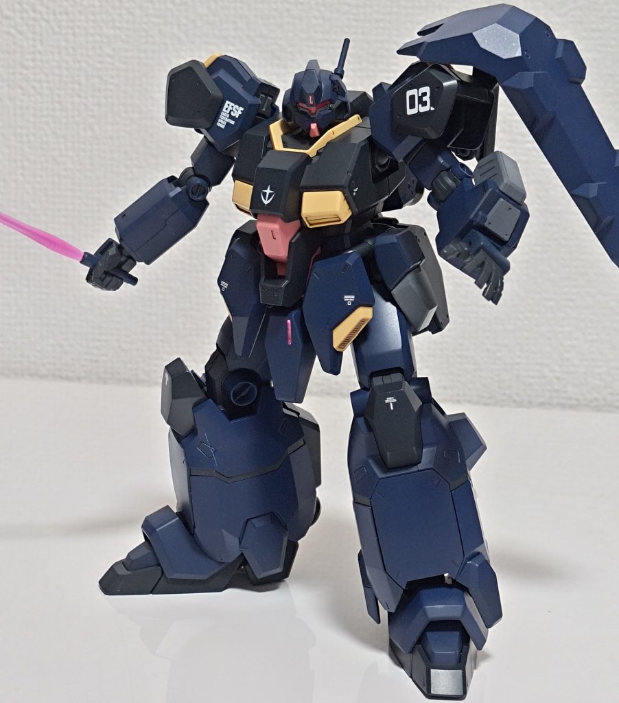 塗装レシピ黑　ティターンズブルー1紺　ティターンズブルー2赤　マスオレッド黃　マスオイエローバーニア類　黒鉄色フレーム　メカサフスーパーヘビー