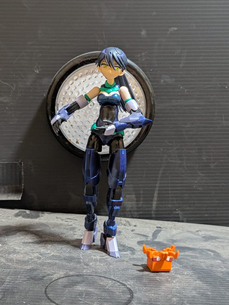 ノーマルスーツ風にして塗装はジフレドに寄せました。