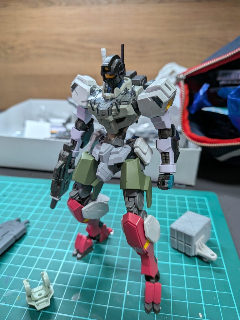 作品名：ジムタイプ途中経過②<p>ヘッドパーツを変えてみましたm(_ _)m 前よりシュッとした感じになって良き(´・ω・｀)</p>
