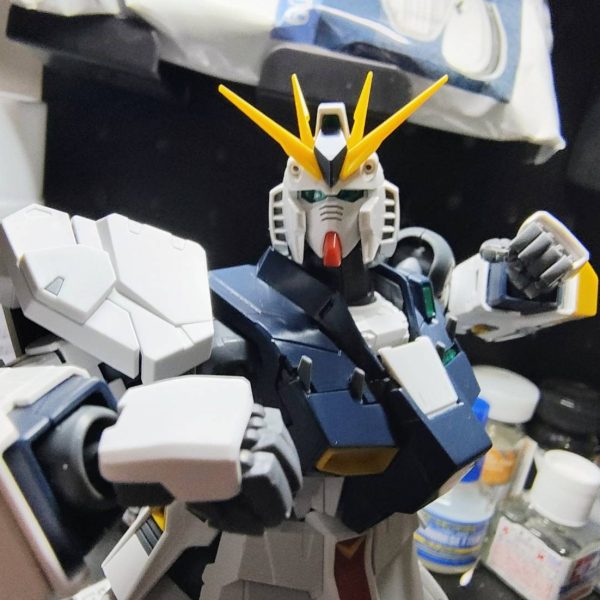 MG 1/100 νガンダム Ver.ka（フェーズ①：仮組み）