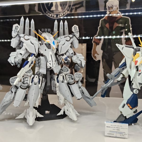 アリュゼウスを観るためだけに、妻と長男とお台場に、長男の運転練習を兼ねて行ってきました。平日なのにweb整理券必要で、外国人が何袋も爆買いしてました。今日はかなりの品揃え。クリアのサザビー9900円、揺らぎました。買わないぞ、買わないぞ。最近クスィーを作ってガンプラ熱が再燃した長男はウーンドウォートから手を離せず「次に来ても手にはいらないよね…」。ワタクシはホビーハイザックとマークIIIクリアとどちらにしようか迷い、その場に二箱手にして立ち尽くすこと30分。しびれを切らした妻が「両方買っちゃえば？父の日と誕生日ってことにして？」と言ってくれるやいなやお会計。箱を開けられるのはだいぶ先やな。帰りがけに見た夜空に輝くユニコーンがいつにもまして、輝いているように見えたのは、気のセイでしょうか…。&nbsp;（6枚目）