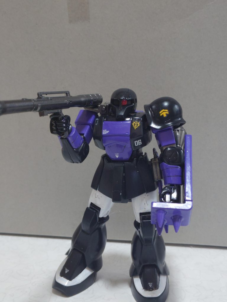 HG1/144MS-05BZAKUⅠ–2枚目/制作者：GOSAMARU