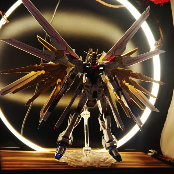 Strike Freedom Gundam