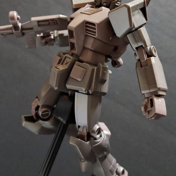 成形色、2色で気持ちメタリック入ったブラウンがブロンズ像みたいで渋いかも…。小学生向けではないけど(笑)（5枚目）