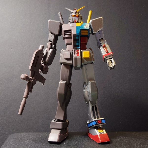 どうも手持ちのガンマカメッキシルバーの調子が良くないので、ジェミニさんに頼んでクローム調にしてもらいました。元画像からだいぶ雰囲気変わりますね。生成ＡＩ、制作前のカラーリングシミュレートとかには活用できそうです。（2枚目）