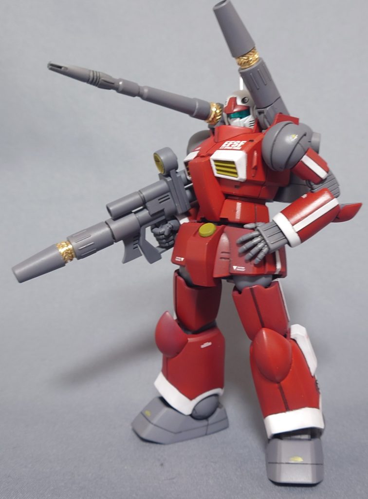 右肩キャノンとライフルの砲身を入れ替えそれなりにマッチしたのではないかと…