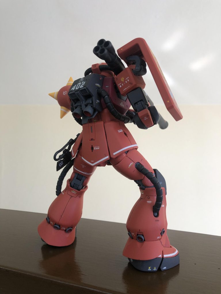 MG 1/100 MS-06S ジョニー•ライデン専用ザクⅡ S型–8枚目/制作者:takao_s