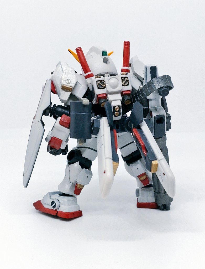 ガンダム4号機＆ガンダム5号機–2枚目/制作者：クロすけ