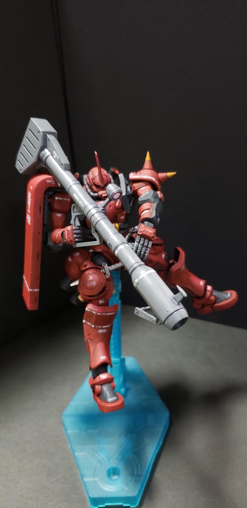 ジャイアントバスはサイコザクにたくさん武器がついてるので拝借。塗装はアクリジョン筆塗りです。