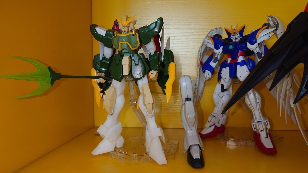 MG×HG•アルトロンガンダム(TV色×EW機)–4枚目/制作者：risuisei