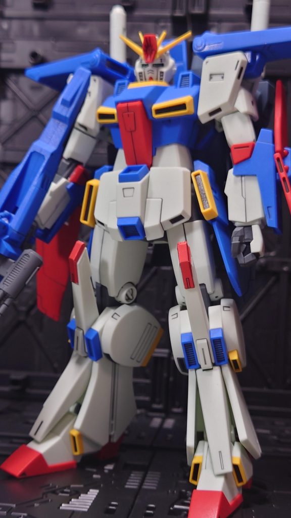 ＺＺガンダム–3枚目/制作者：あれく myT 積みプラ崩したい