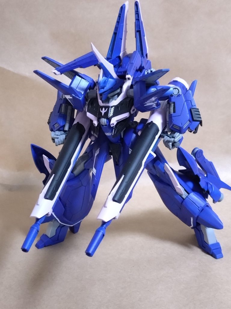 ケルベロスもちゃんと構えられます