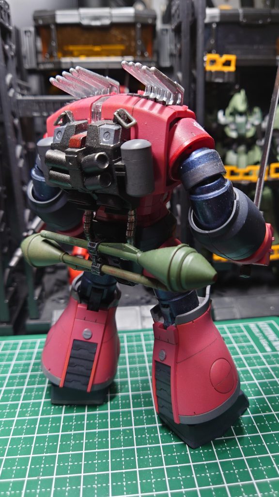 なんとなく、ガンダムマーカー縛りで作製してます。シャァピンクがいい感じに発色してくれました。