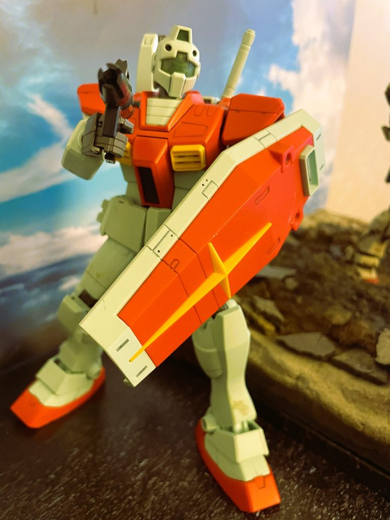 次回作はMS戦記風にアレンジしたMGジムを予定しております。素材が素晴らしいので少しのディテールアップでそれらしく見える工夫が可能なのではと期待しています。