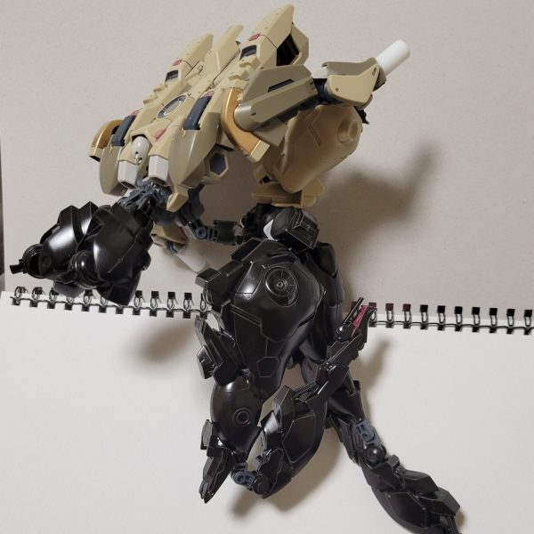 百里 黒兎(ヘイトゥーズ)