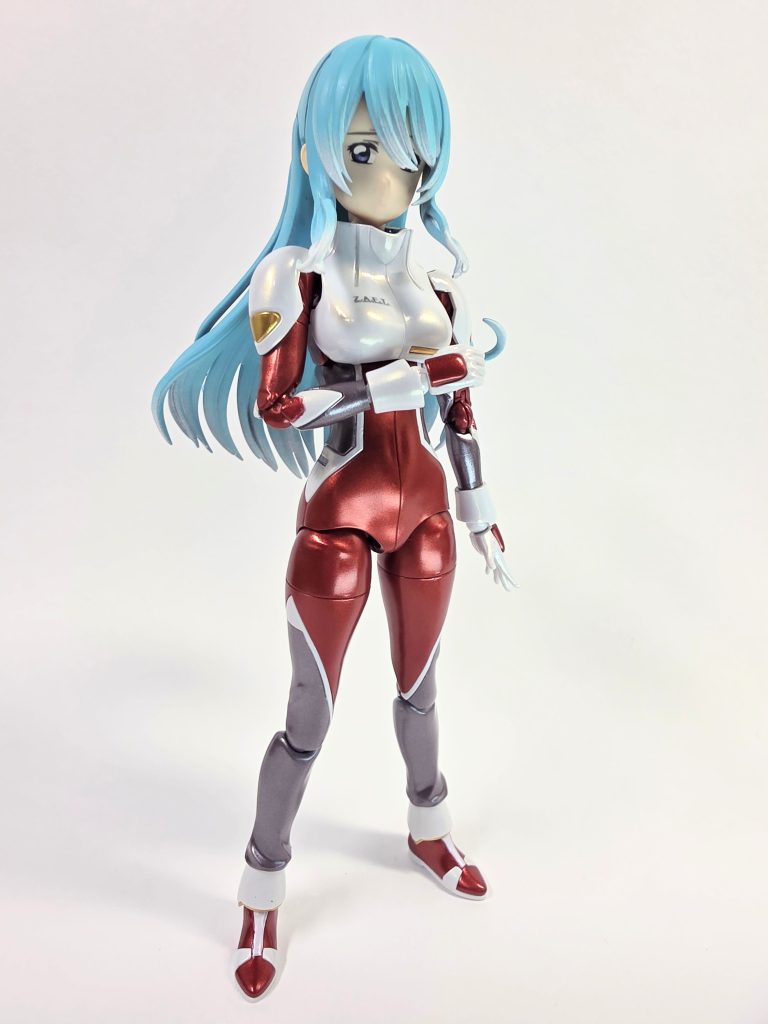 正面。髪型は30MS大崎甜花に、髪色はガイアノーツのミクヘアシャドウとアルティメットホワイトを使用。平井キャラデザを再現したかったので目のデカールはルナマリアを使用。ちょっと幸薄そうな雰囲気を目指しました。