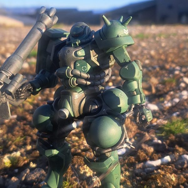 ザク（GQ）朝日と共に作戦かいし