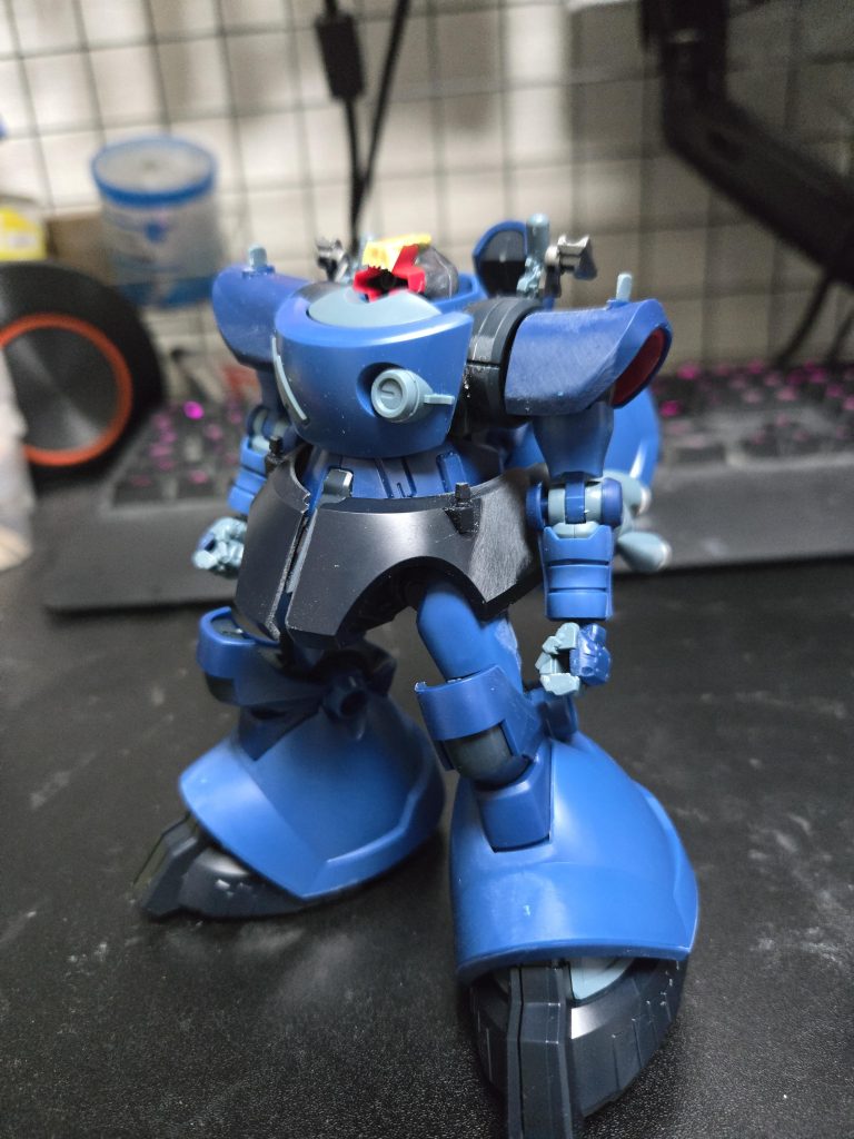 シャリア専用はガイア機と違った配色なので最初はどう塗るか悩みました…ｗ(gundam-kao4)