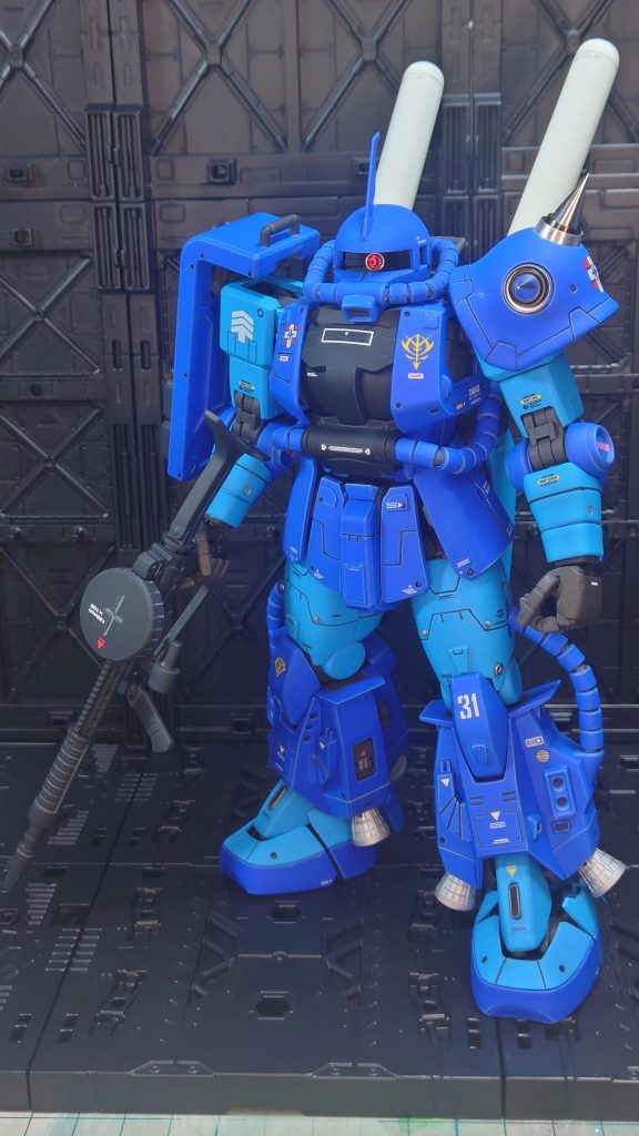 ランバ・ラル専用ザクⅡ–2枚目/制作者：あれく myT 積みプラ崩したい