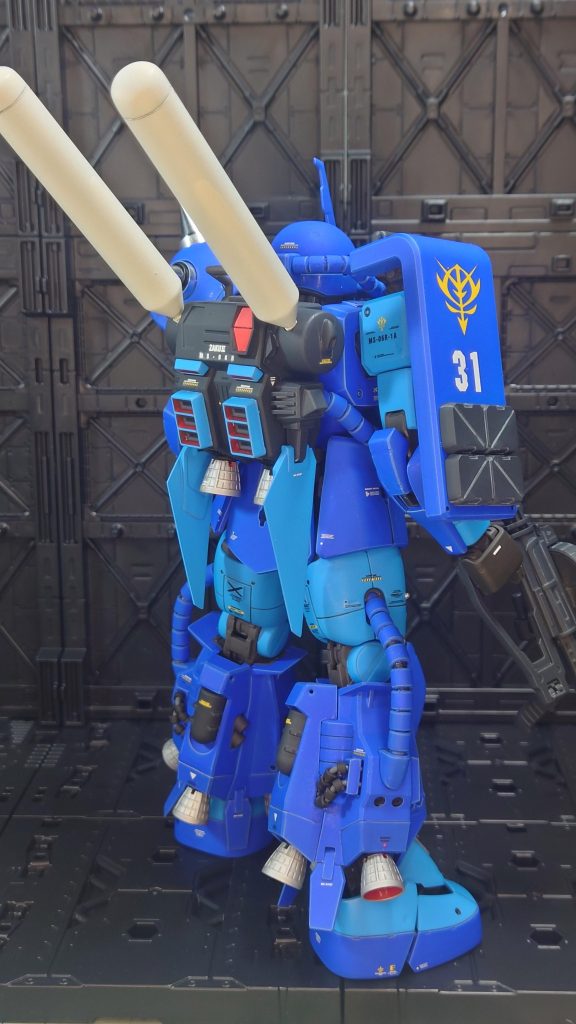 ランバ・ラル専用ザクⅡ–4枚目/制作者：あれく myT 積みプラ崩したい