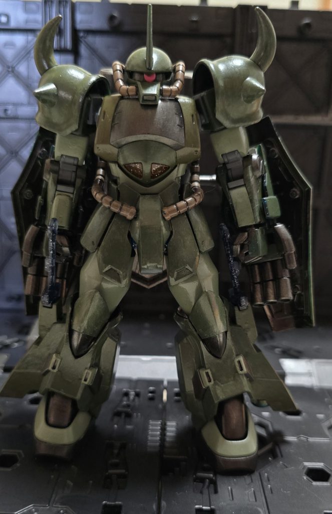 前置きが長くなりましたが、改めまして「ザフ」です(zaku-kao2)