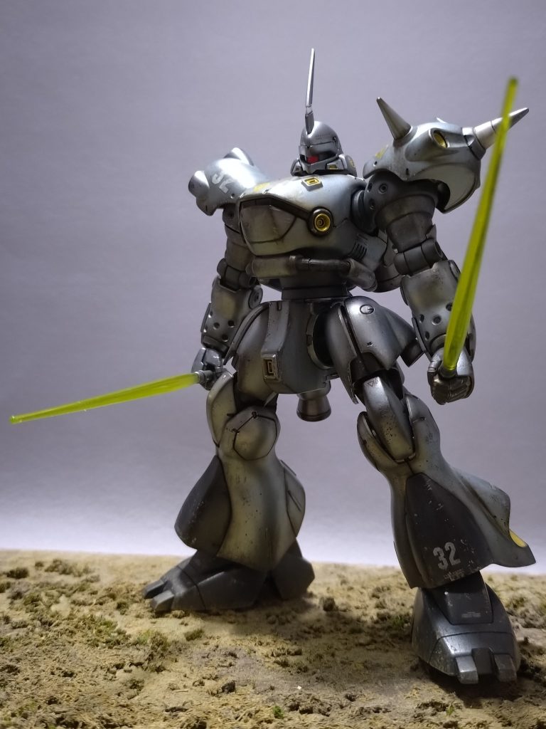 高速機動の機体なのでビームサーベルのみでもいい感じになります。