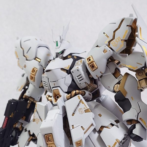 RG サザビー　全塗装