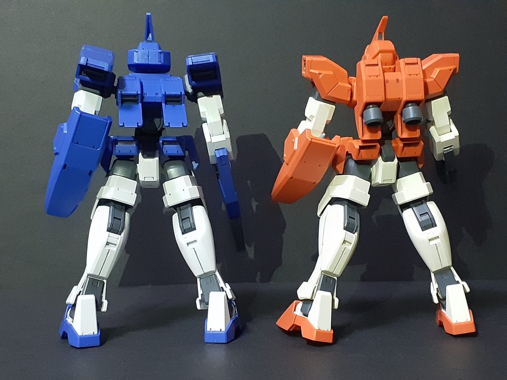 肩とバックパックのスラスターが増えて高速化されてそうな印象