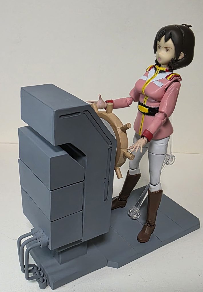 人生初の美プラ作成なので折角ならと操舵席も作ってみようと思い、プラ板でフルスクラッチにチャレンジしました。