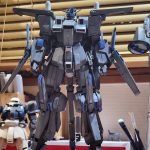 ウォッシングをした後に、全体に軽めにチッピングを入れてみました。自分で不安だった[…]